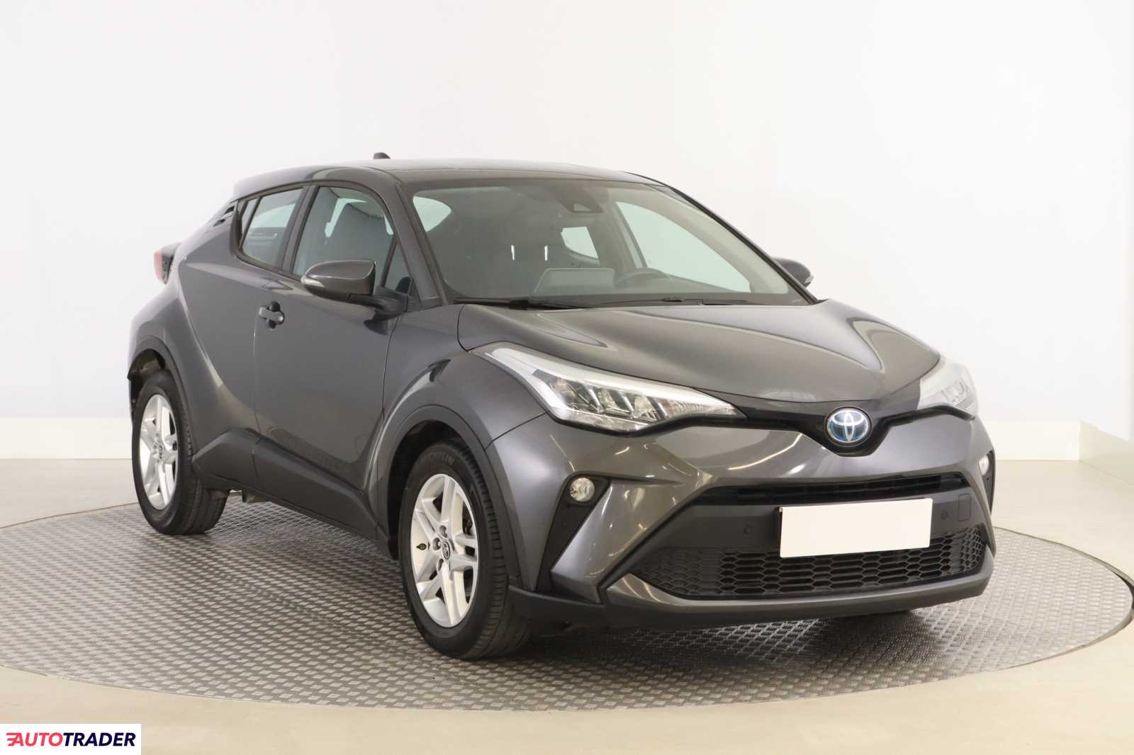 Toyota C-HR 2023 1.8 120 KM