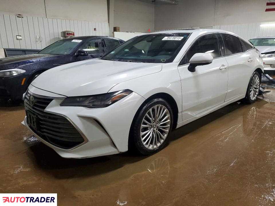 Toyota Avalon 2022 3