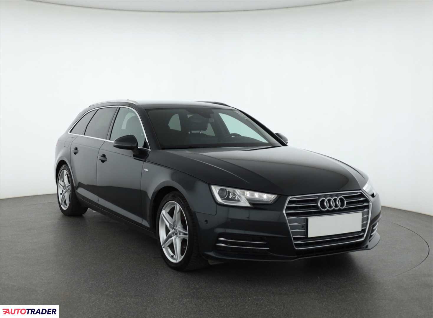 Audi A4 2016 2.0 147 KM