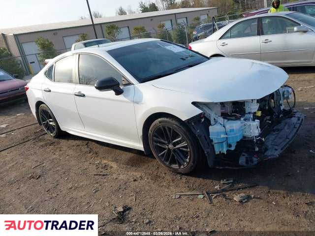 Toyota Camry 2025 2