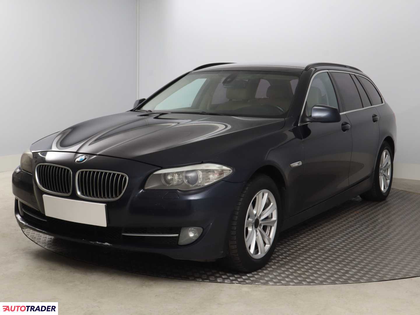 BMW 520 2011 2.0 160 KM