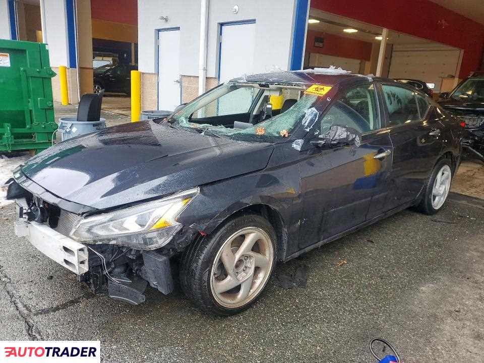 Nissan Altima 2021 2
