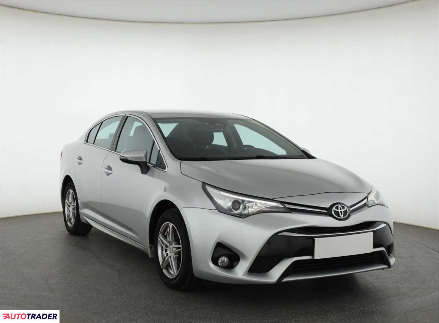 Toyota Avensis 2017 1.8 144 KM