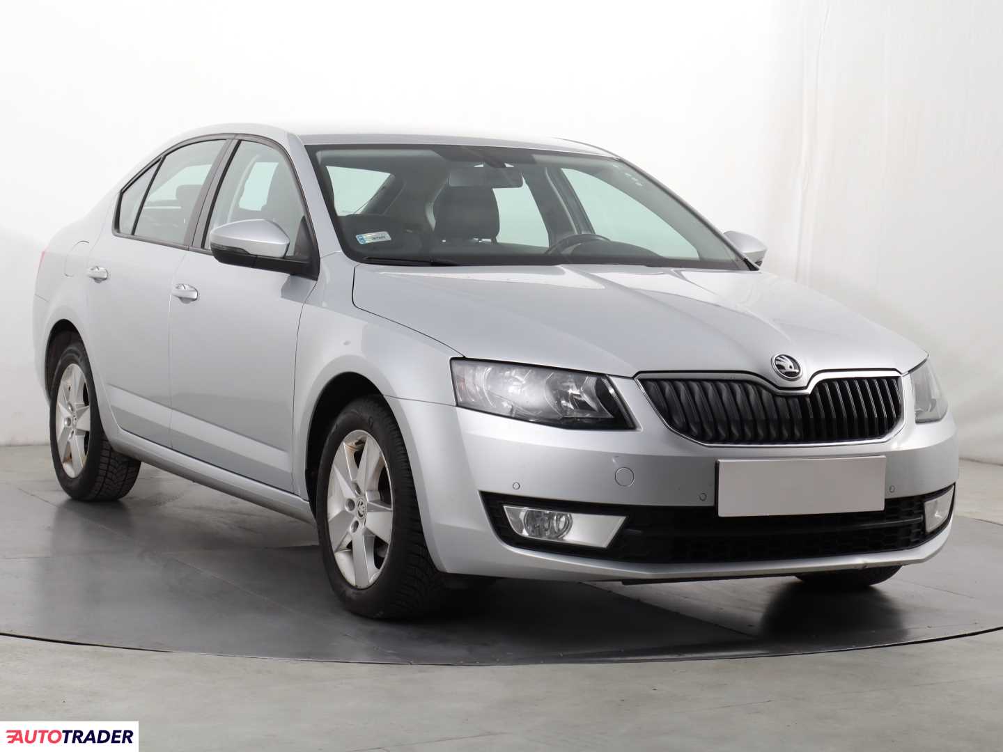 Skoda Octavia 1.6 108 KM 2016r. (Piaseczno)