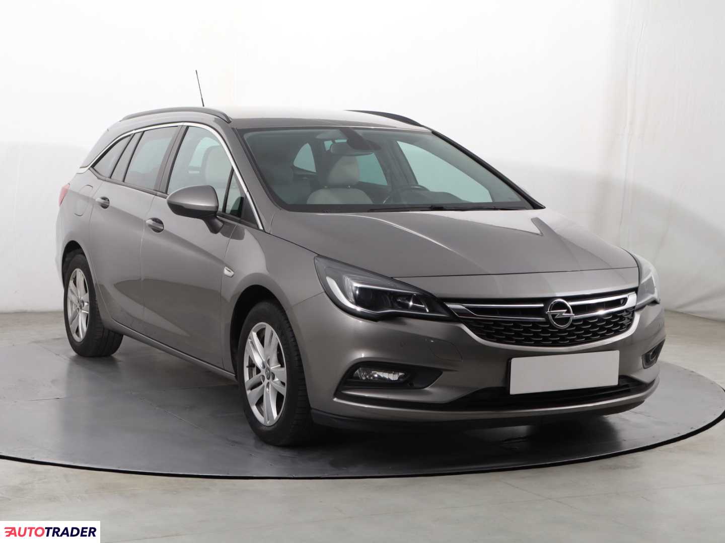 Opel Astra 2016 1.4 147 KM