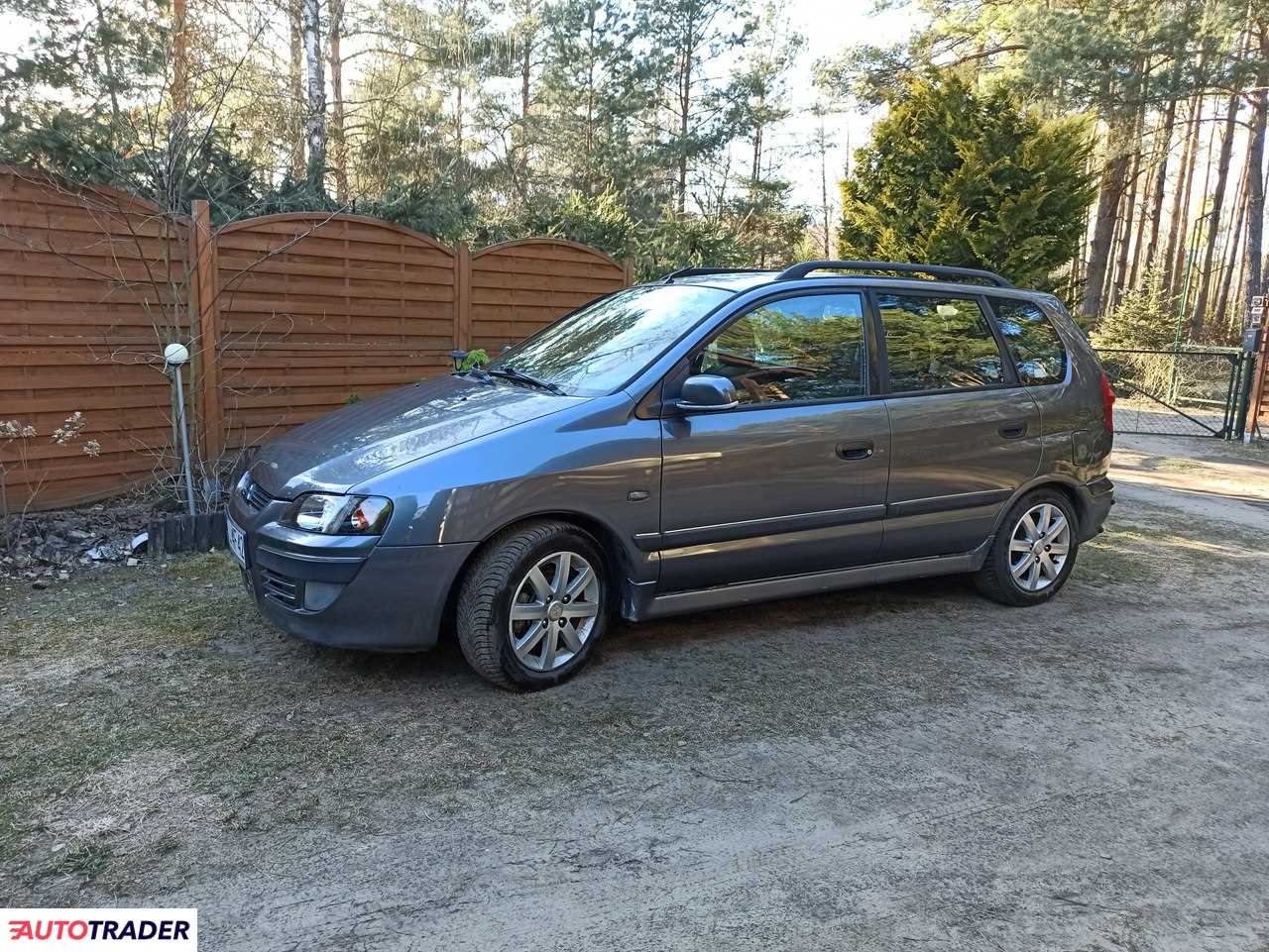 Mitsubishi Space Star 2005 1.6 98 KM