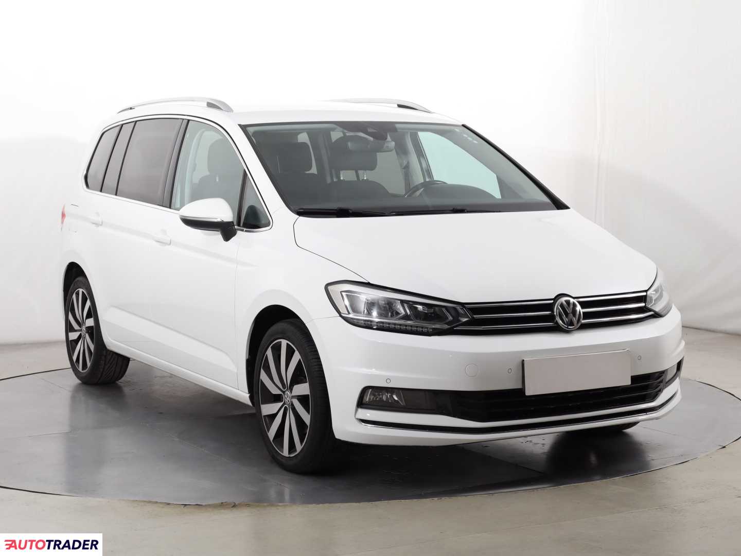 Volkswagen Touran 2017 1.4 147 KM