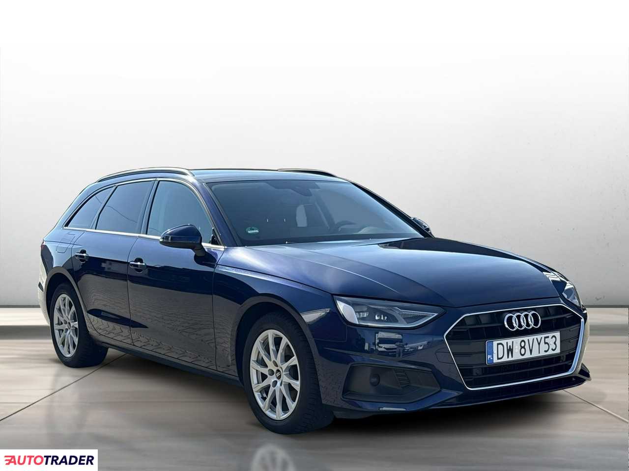Audi A4 2023 2.0 163 KM