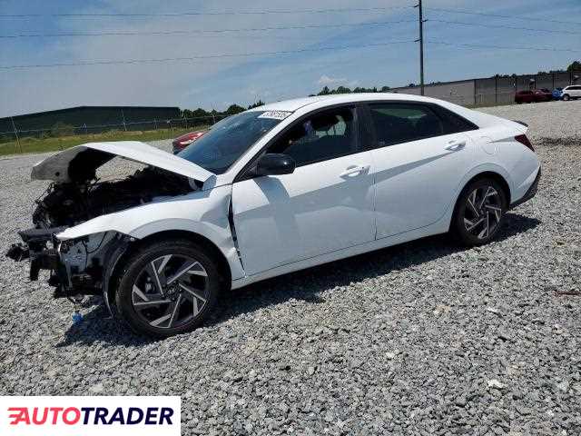 Hyundai Elantra 2025 2