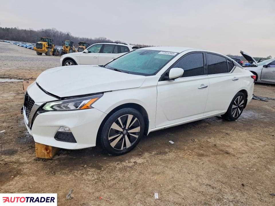 Nissan Altima 2021 2