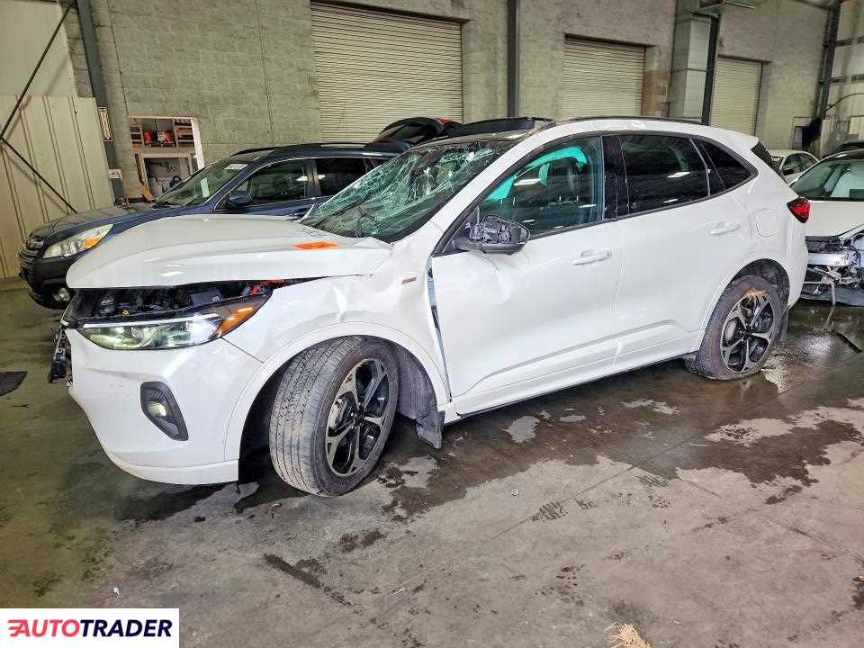 Ford Escape 2025 2