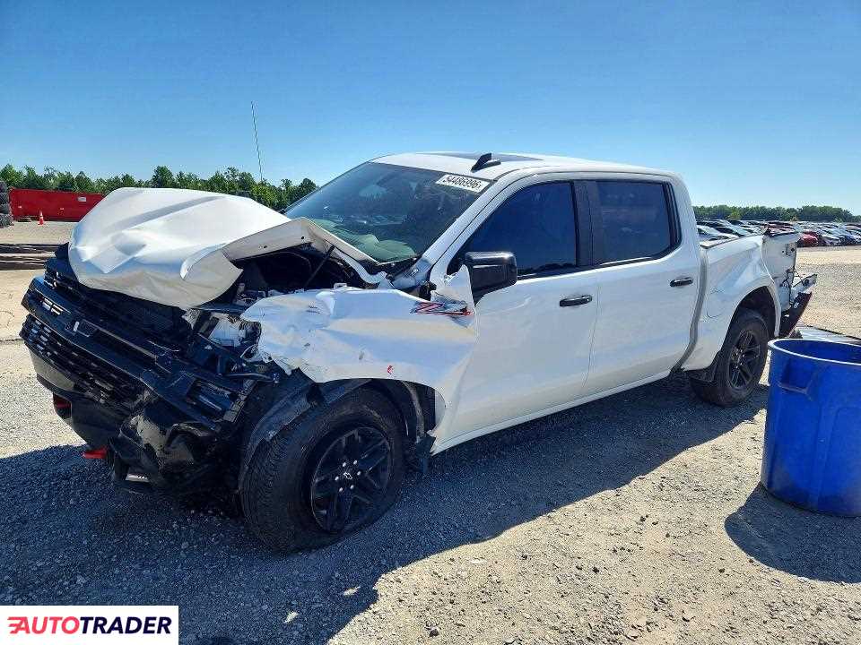 Chevrolet Silverado 2021 5