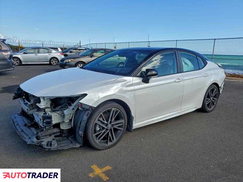 Toyota Camry 2025 2