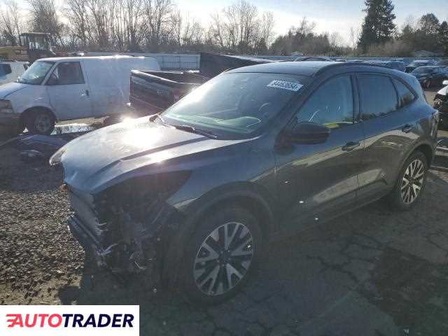 Ford Escape 2.0 hybrydowy 2020r. (PORTLAND)