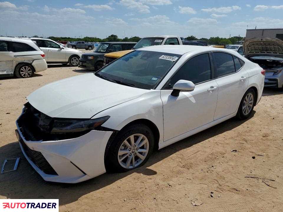 Toyota Camry 2026 2