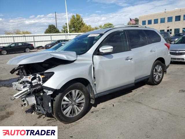 Nissan Pathfinder 2019 3