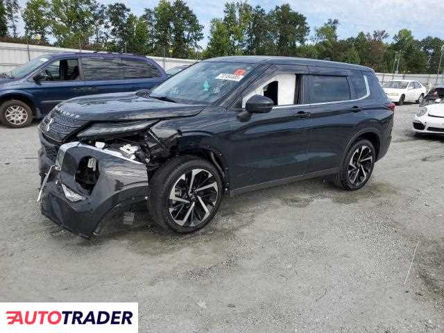 Mitsubishi Outlander 2024 2