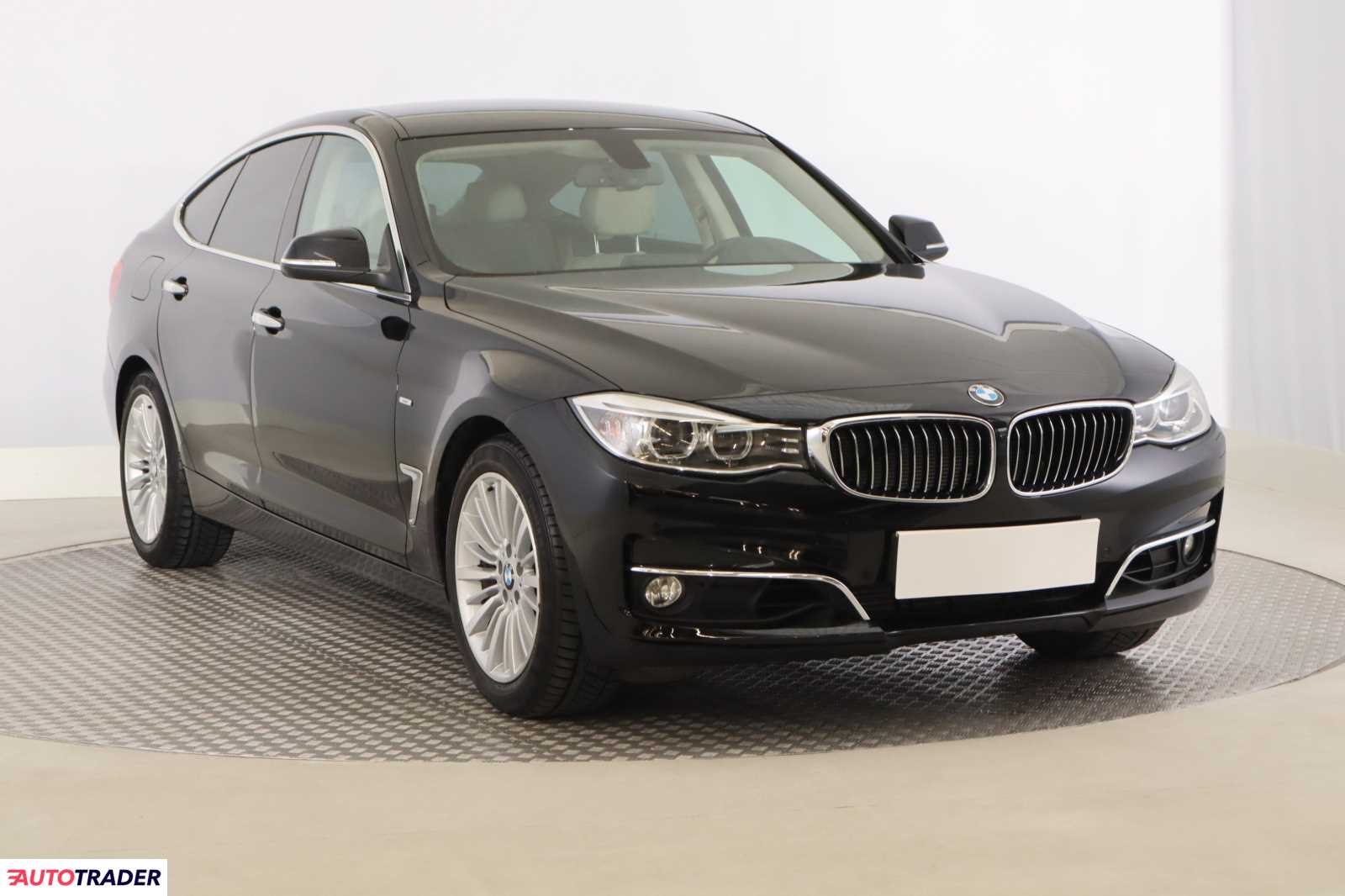BMW 320 Gran Turismo 2015 2.0 181 KM