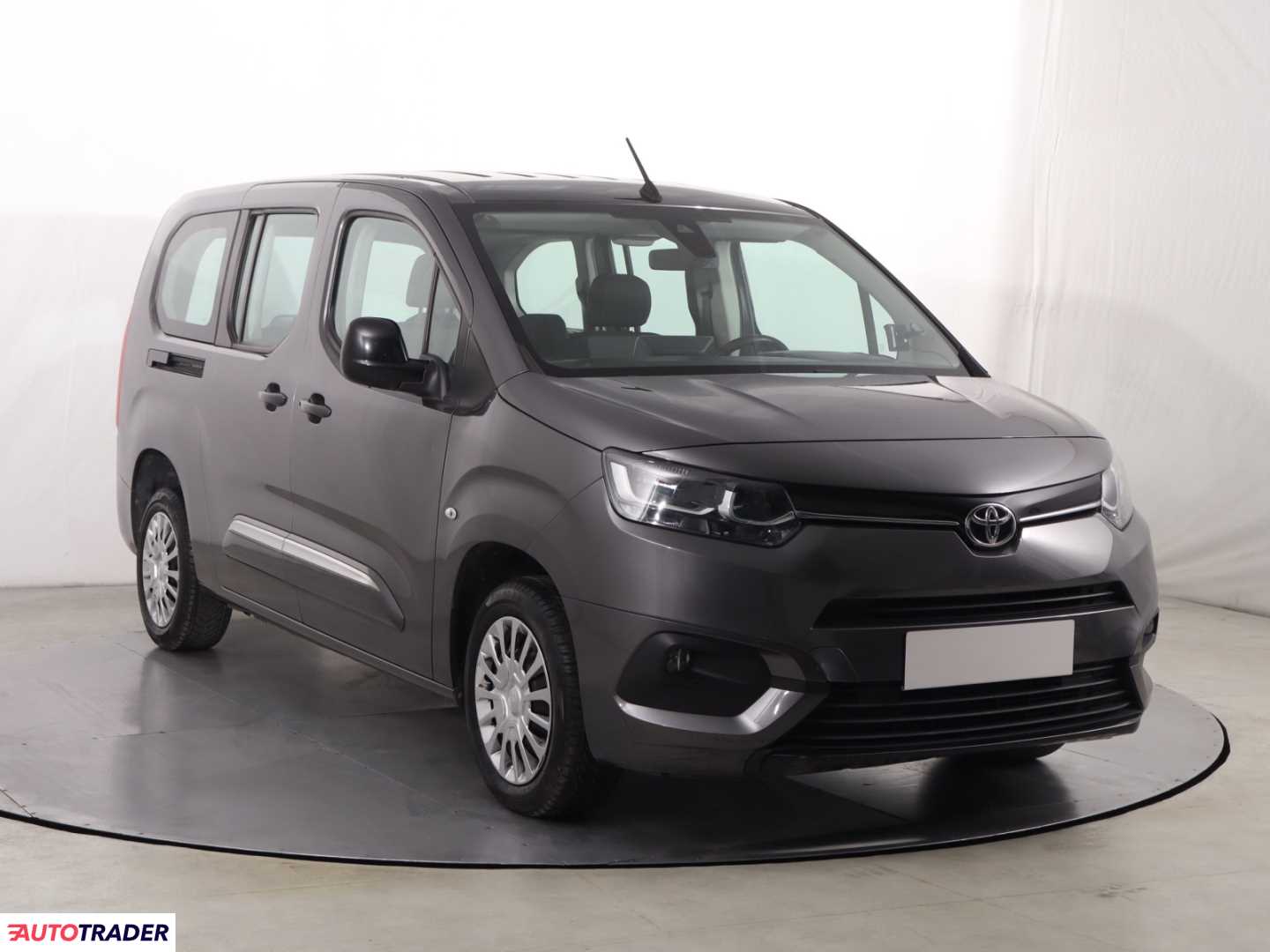 Toyota Pozostałe 2021 1.2 128 KM
