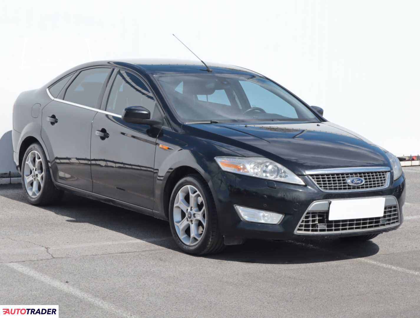 Ford Mondeo 2008 2.0 143 KM