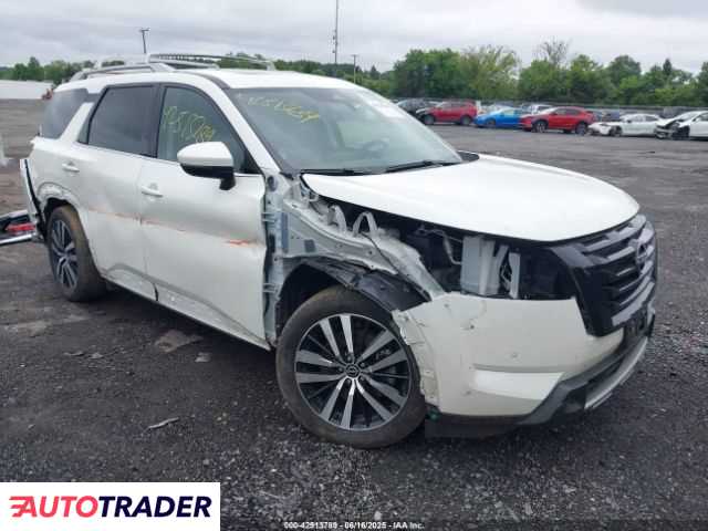 Nissan Pathfinder 2024 3