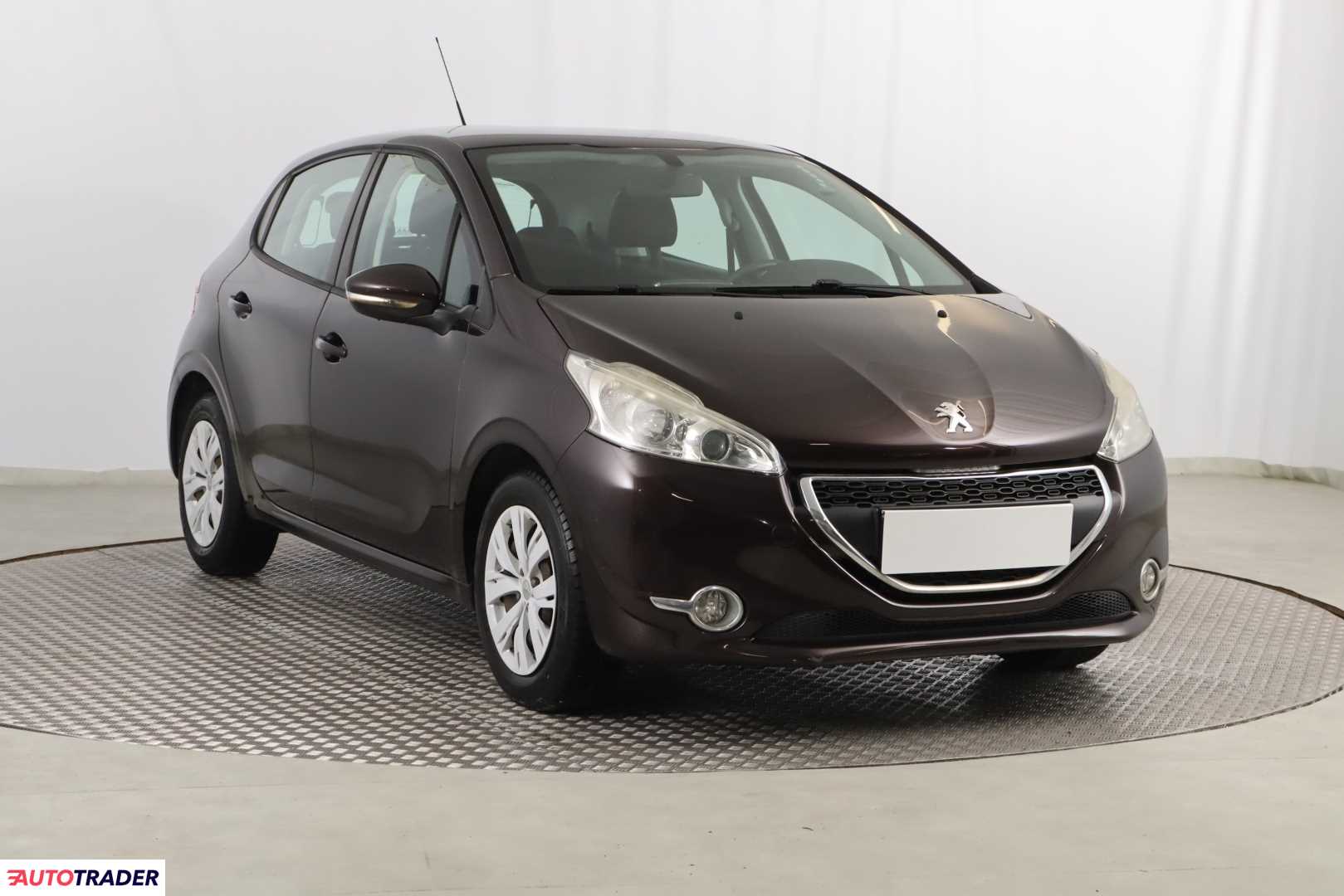 Peugeot 208 2012 1.2 80 KM