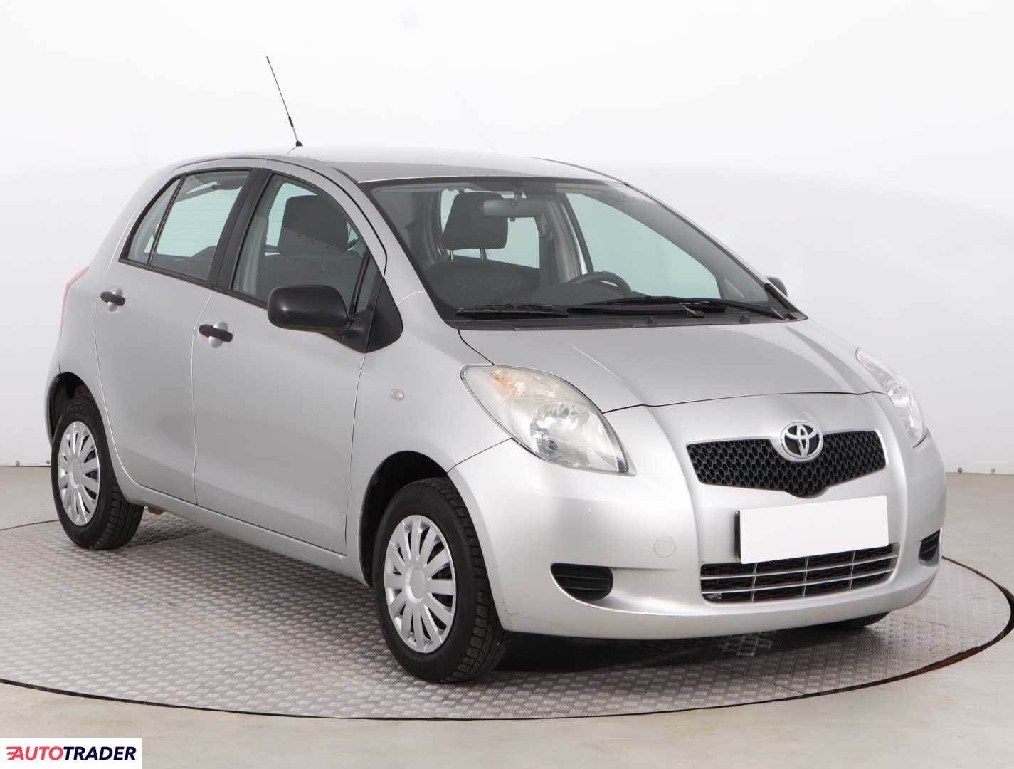 Toyota Yaris 2007 1.0 68 KM Toyota Yaris 2007 1.0 68 KM