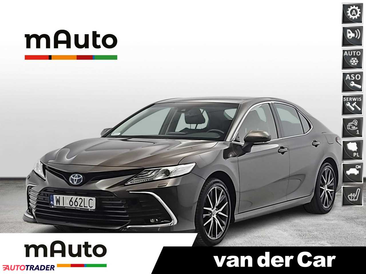 Toyota Camry 2021 2.5 178 KM