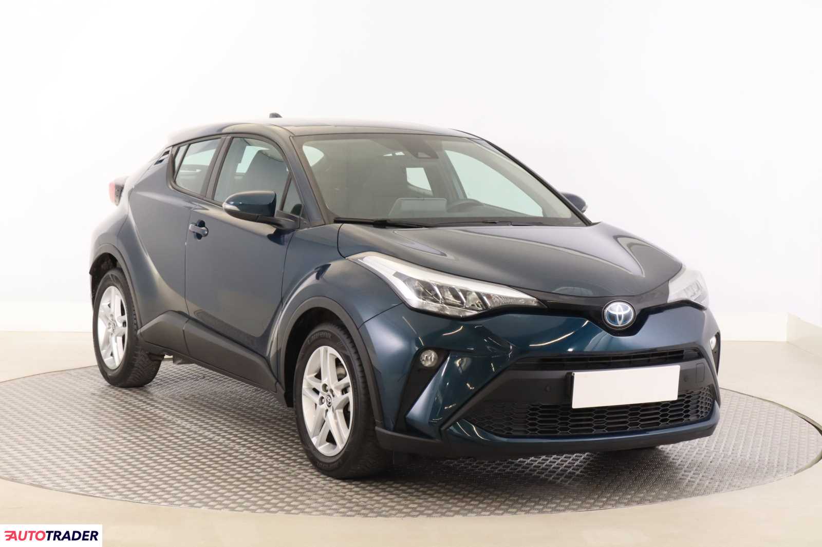 Toyota C-HR 2023 1.8 120 KM