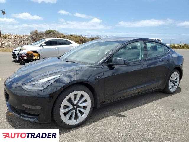 Tesla Model 3 2023