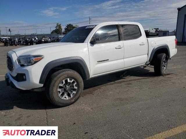 Toyota Tacoma 2019 3