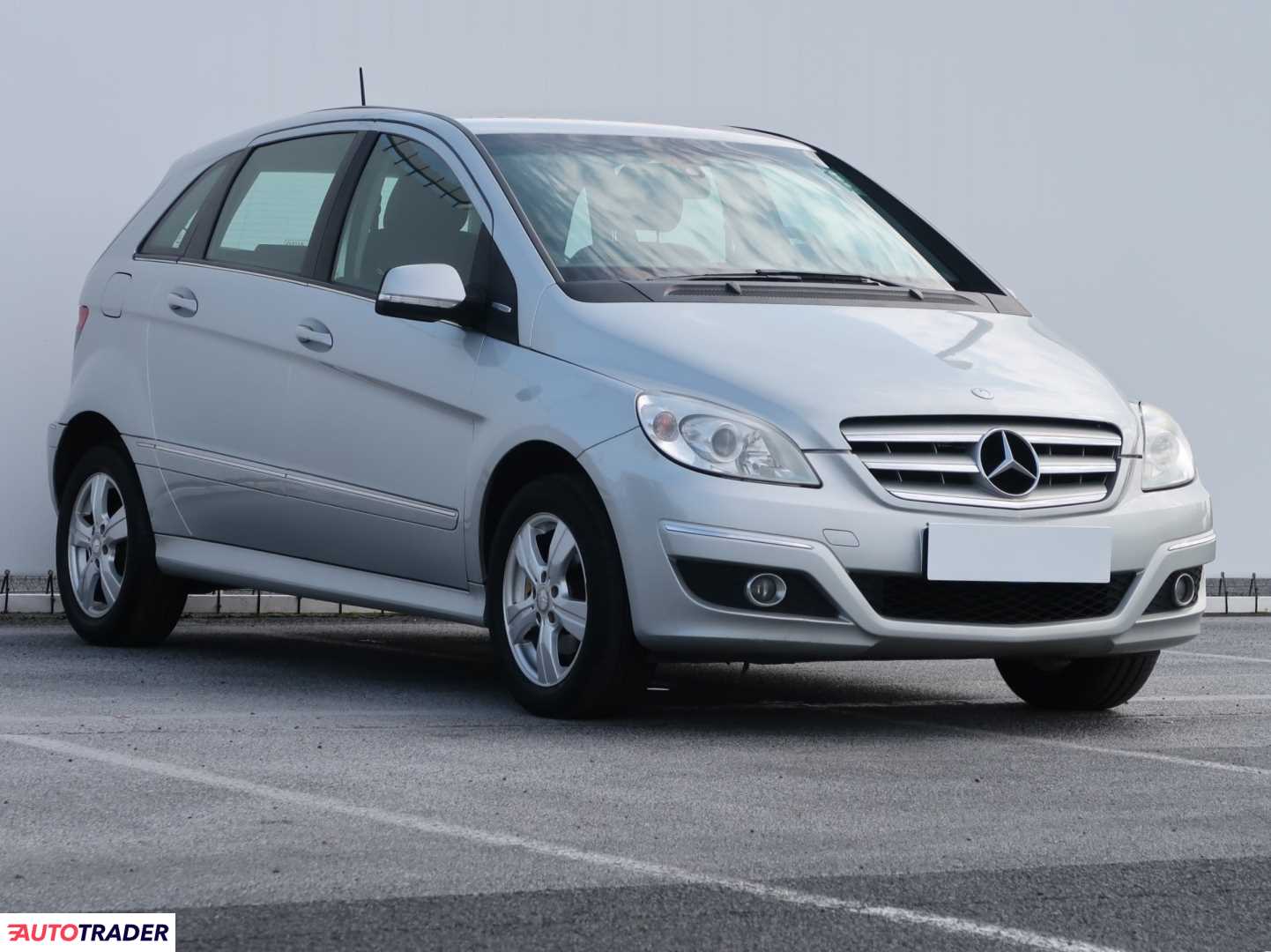 Mercedes B-klasa 2011 2.0 113 KM