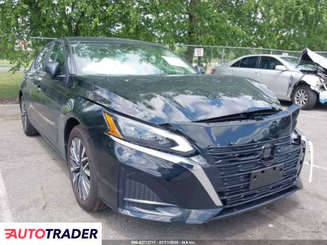 Nissan Altima 2025 2