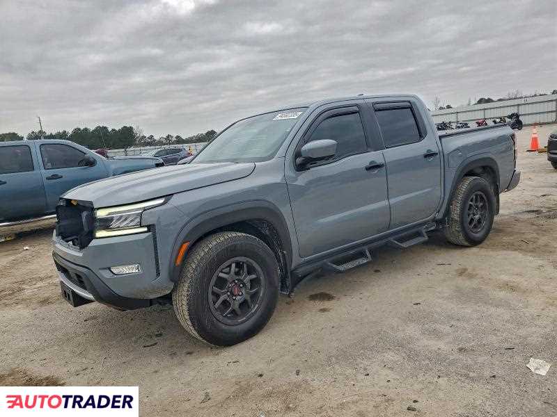 Nissan Frontier 2022 3