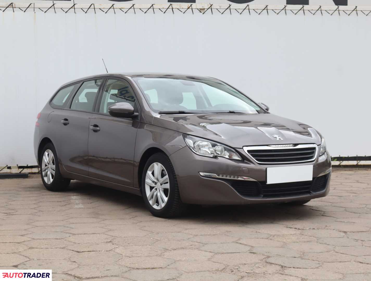Peugeot 308 2015 1.2 108 KM