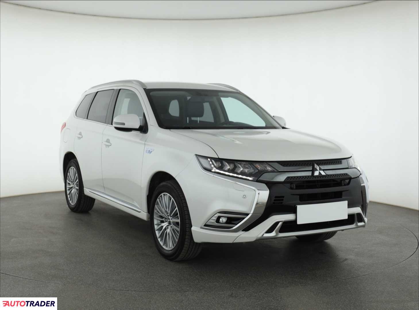 Mitsubishi Outlander 2020 2.4 221 KM