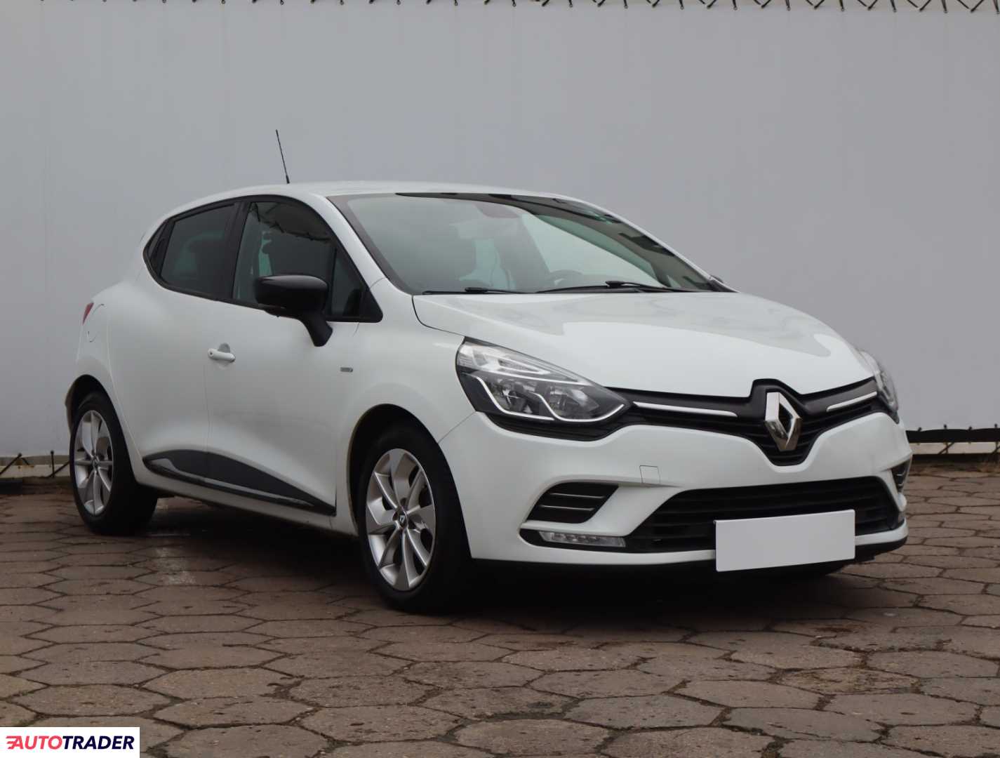 Renault Clio 2017 1.1 72 KM
