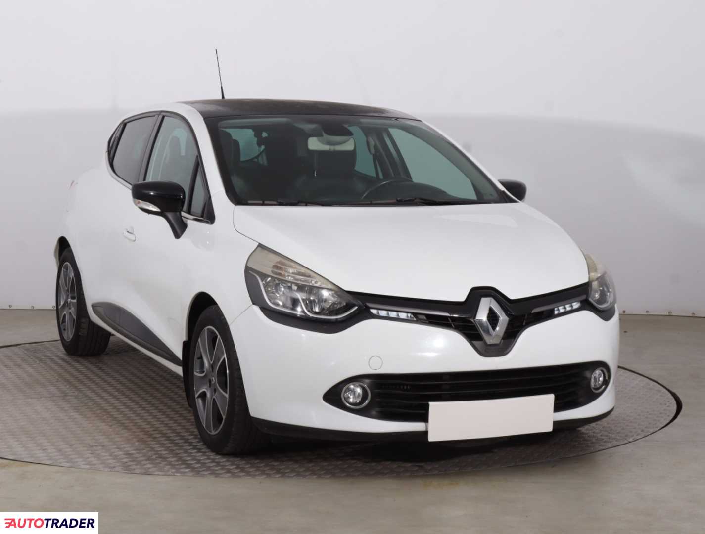 Renault Clio 2014 0.9 88 KM