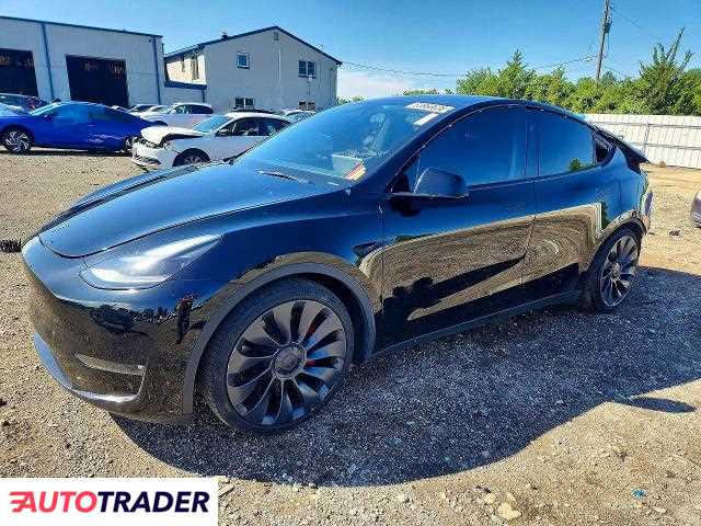 Tesla Model Y 2023