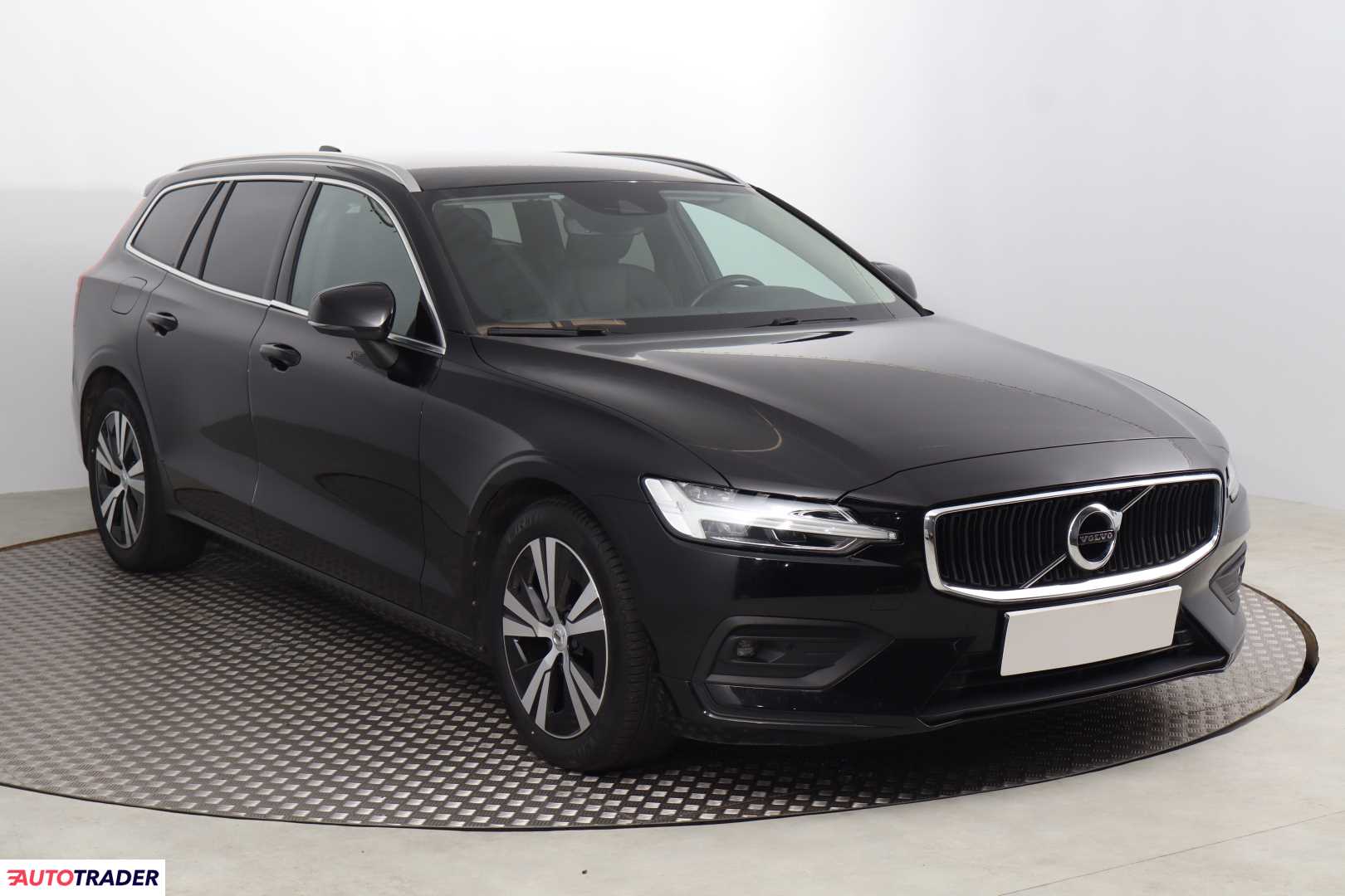 Volvo V60 2021 2.0 194 KM