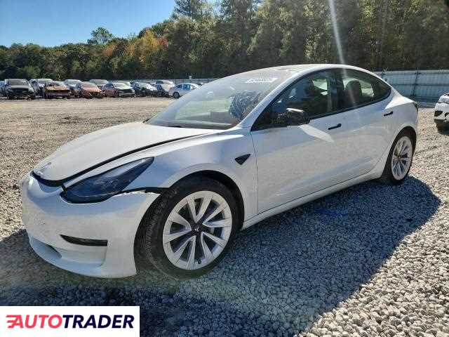 Tesla Model 3 2023
