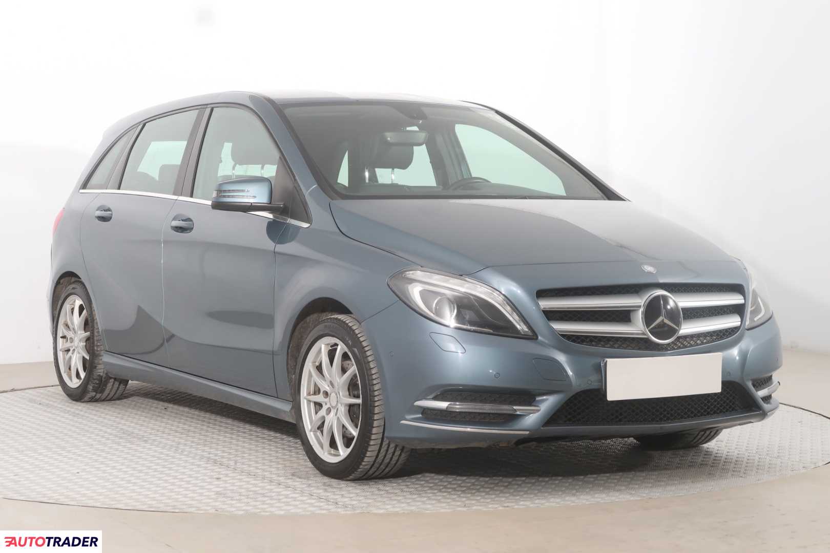 Mercedes B-klasa 2014 1.8 134 KM