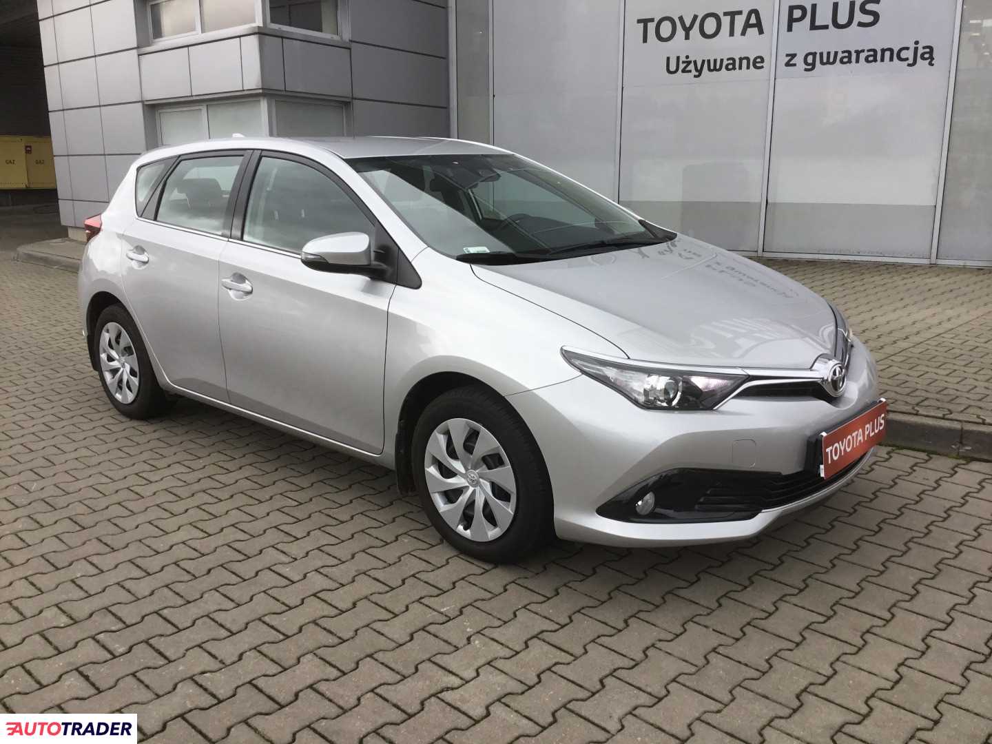 Toyota Auris 2018 1.6 132 KM Toyota Auris 2018 1.6 132 KM