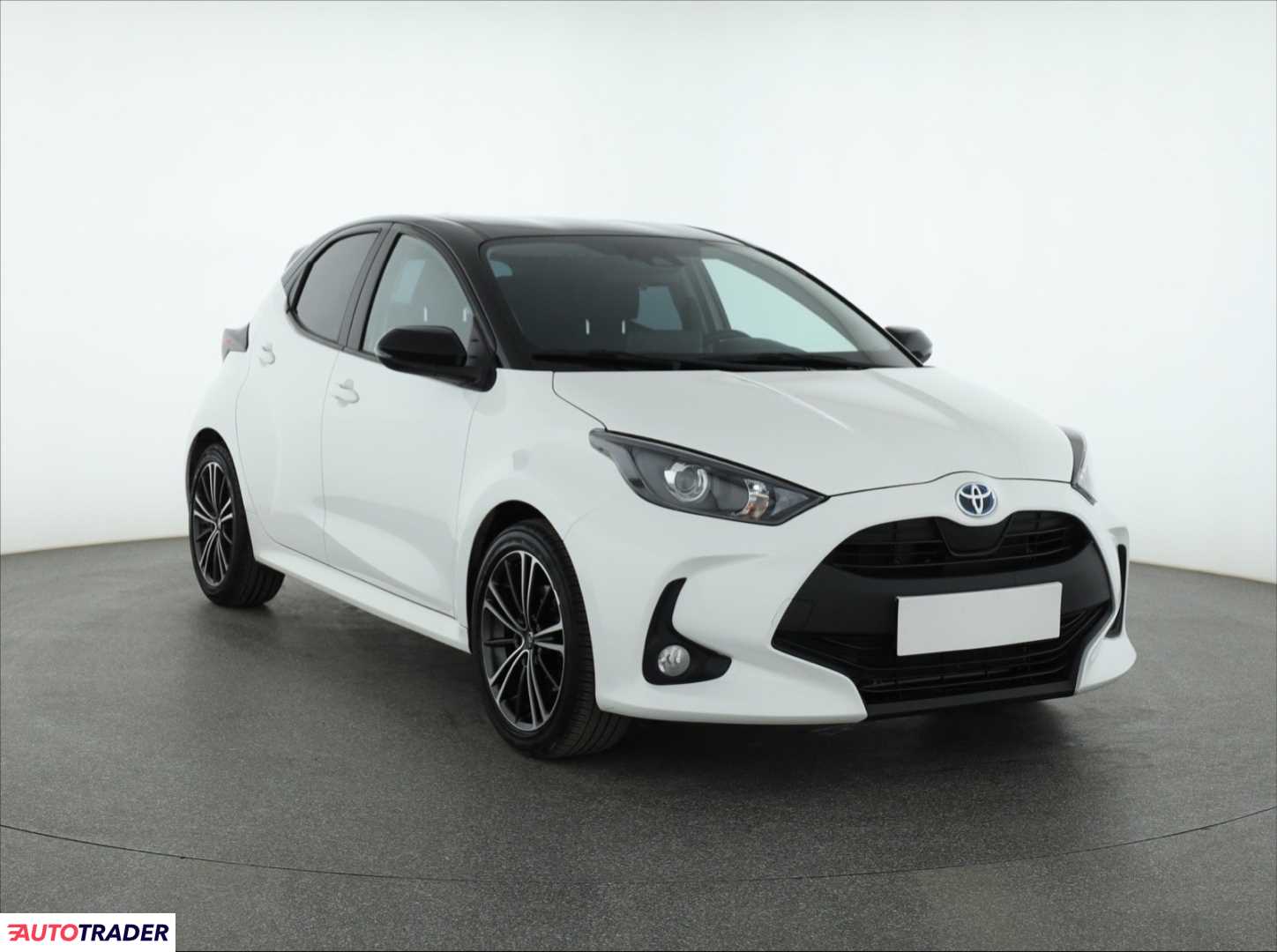 Toyota Yaris 1.5 99 KM 2021r. (Piaseczno)