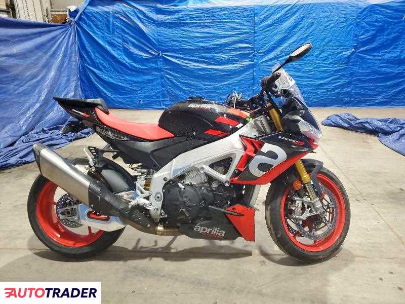 Aprilia Tuono 2022