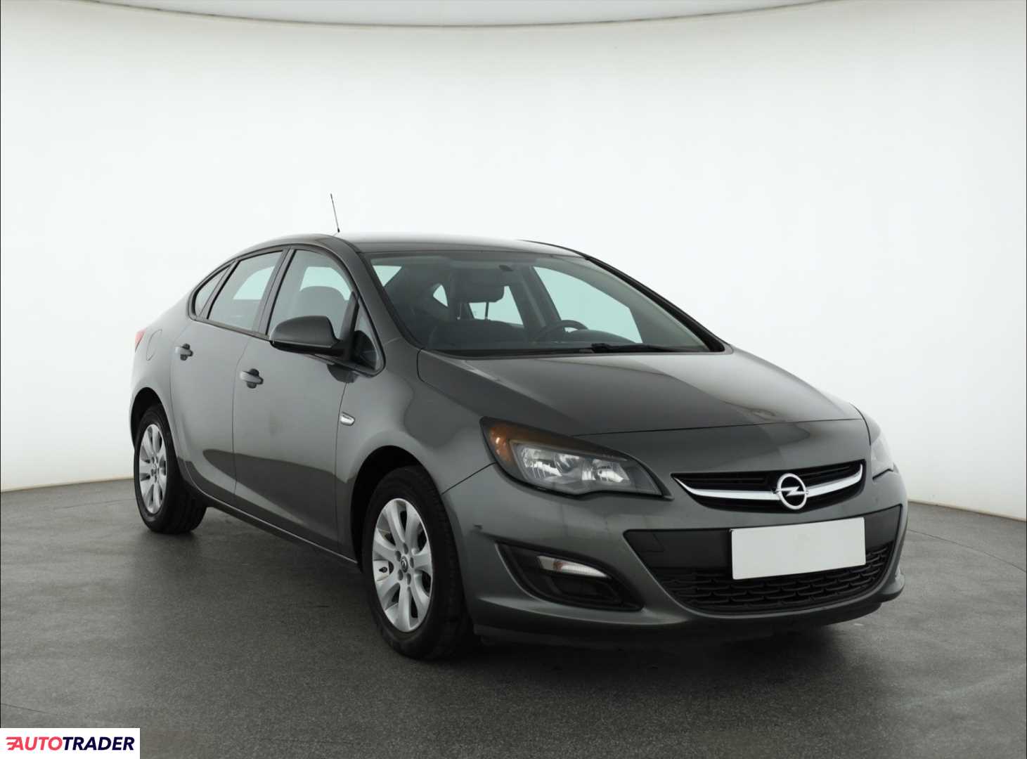 Opel Astra 2018 1.4 138 KM