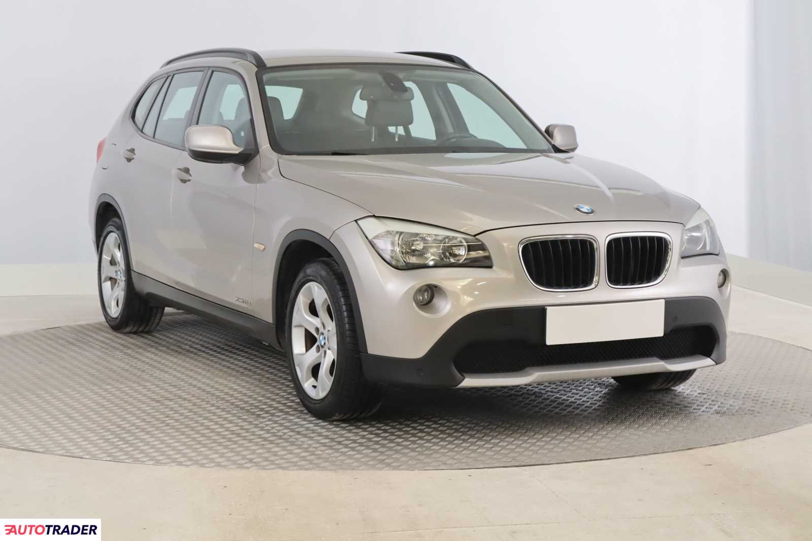BMW X1 2011 2.0 140 KM