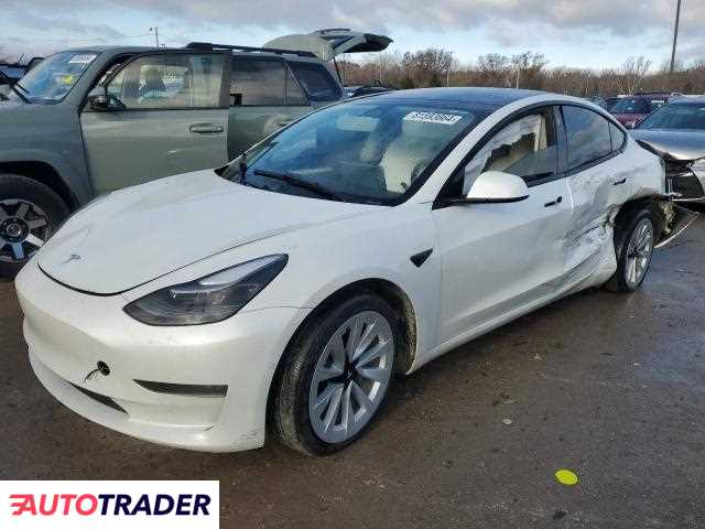 Tesla Model 3 2022