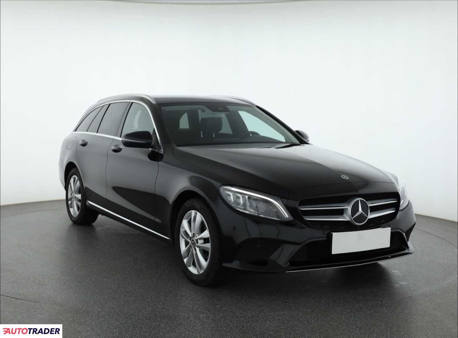 Mercedes C-klasa 2018 2.0 191 KM