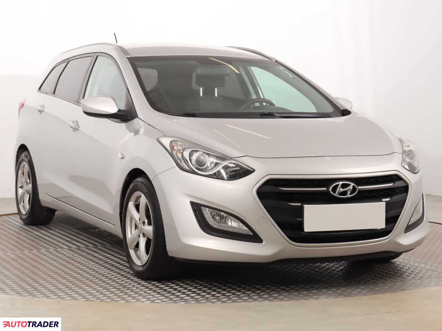 Hyundai i30 2015 1.4 88 KM
